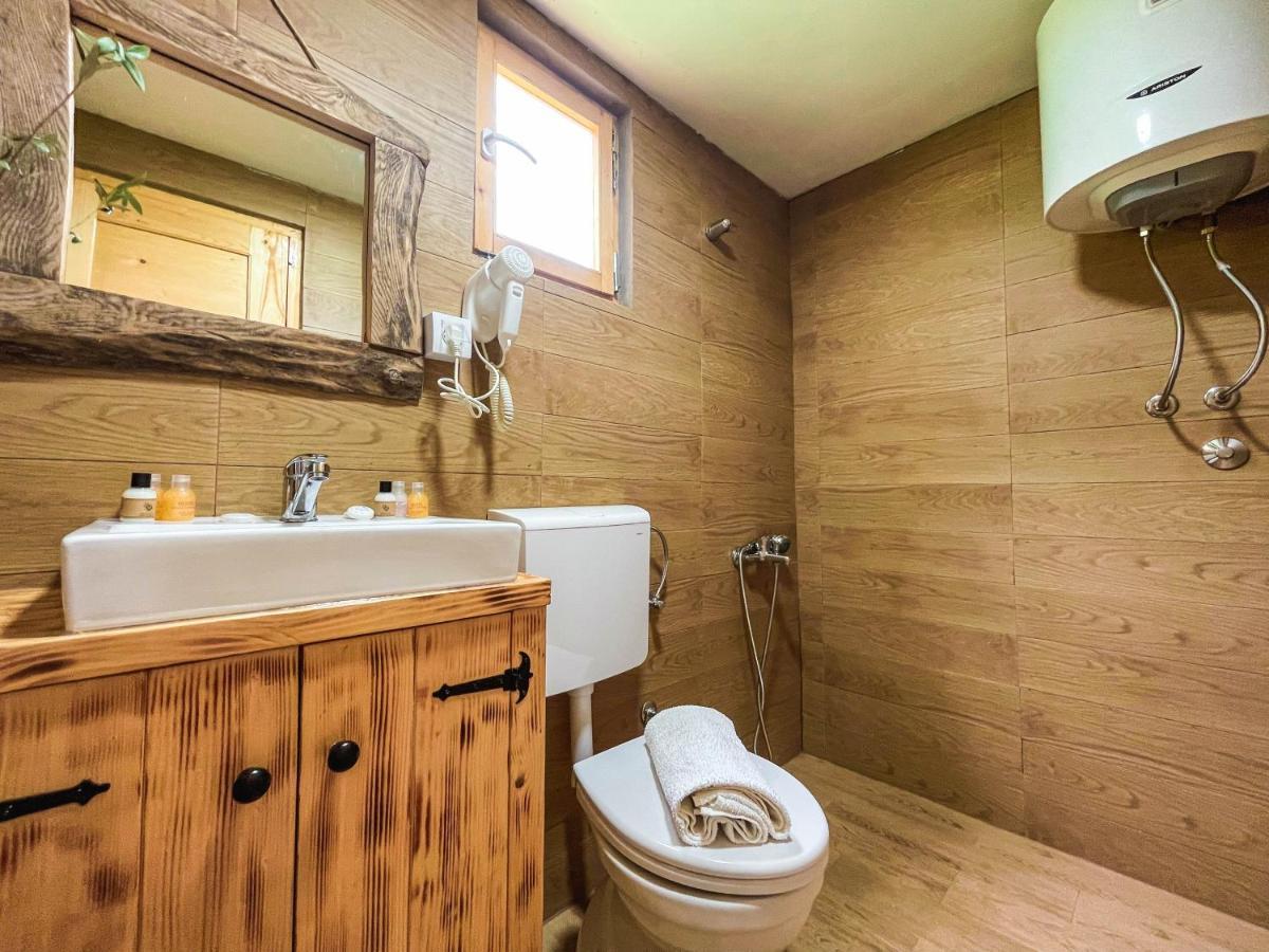 Madre Natura Glamping 乌尔齐尼 外观 照片